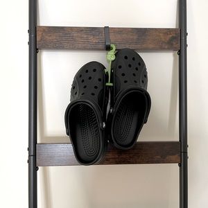 Black Baya Crocs, Men’s size 7, women’s size 9, NWT